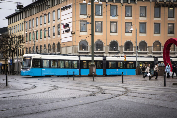 Västtrafik spårvagn i stadsmiljö i Göteborg